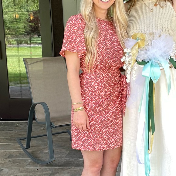 Pink Lily Dresses & Skirts - Floral pink lily dress